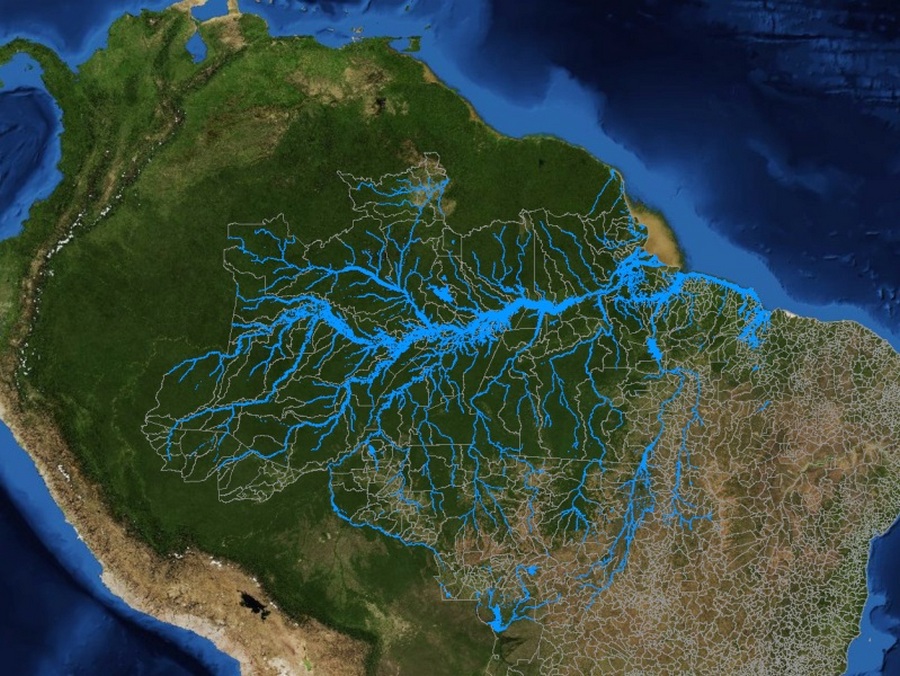 (Amazon River)