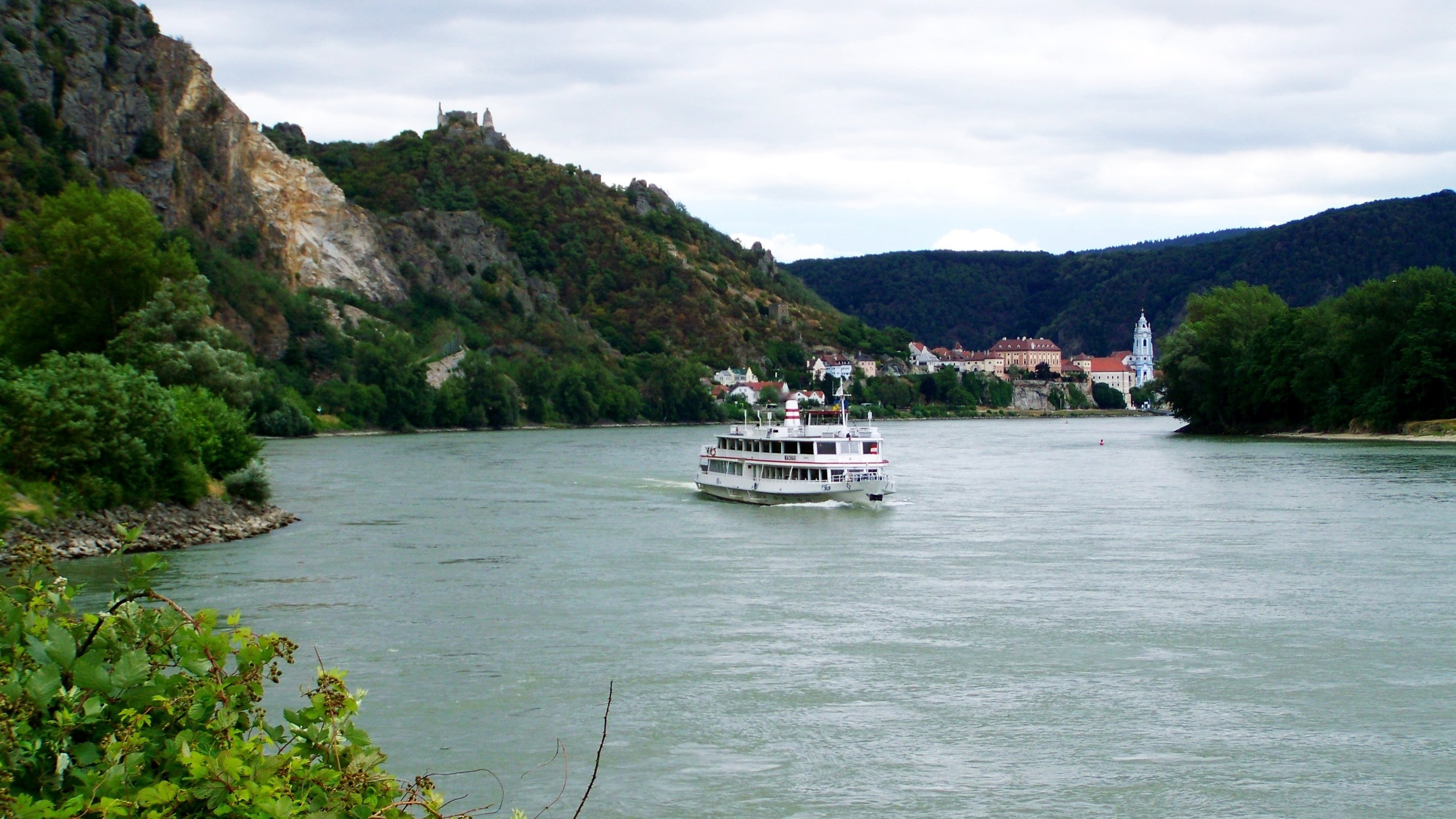 (Danube River)